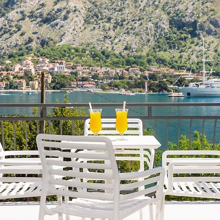 Apartments Doncic Kotor Exterior photo