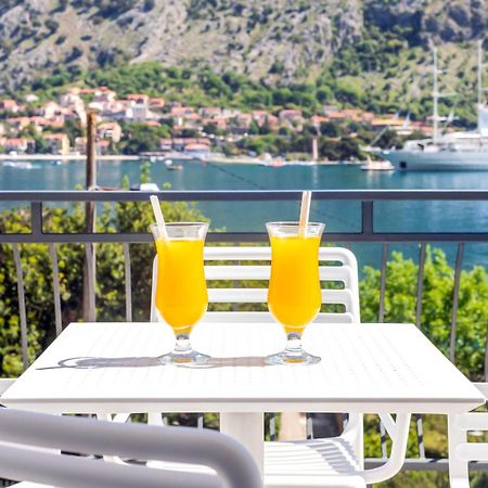 Apartments Doncic Kotor Exterior photo