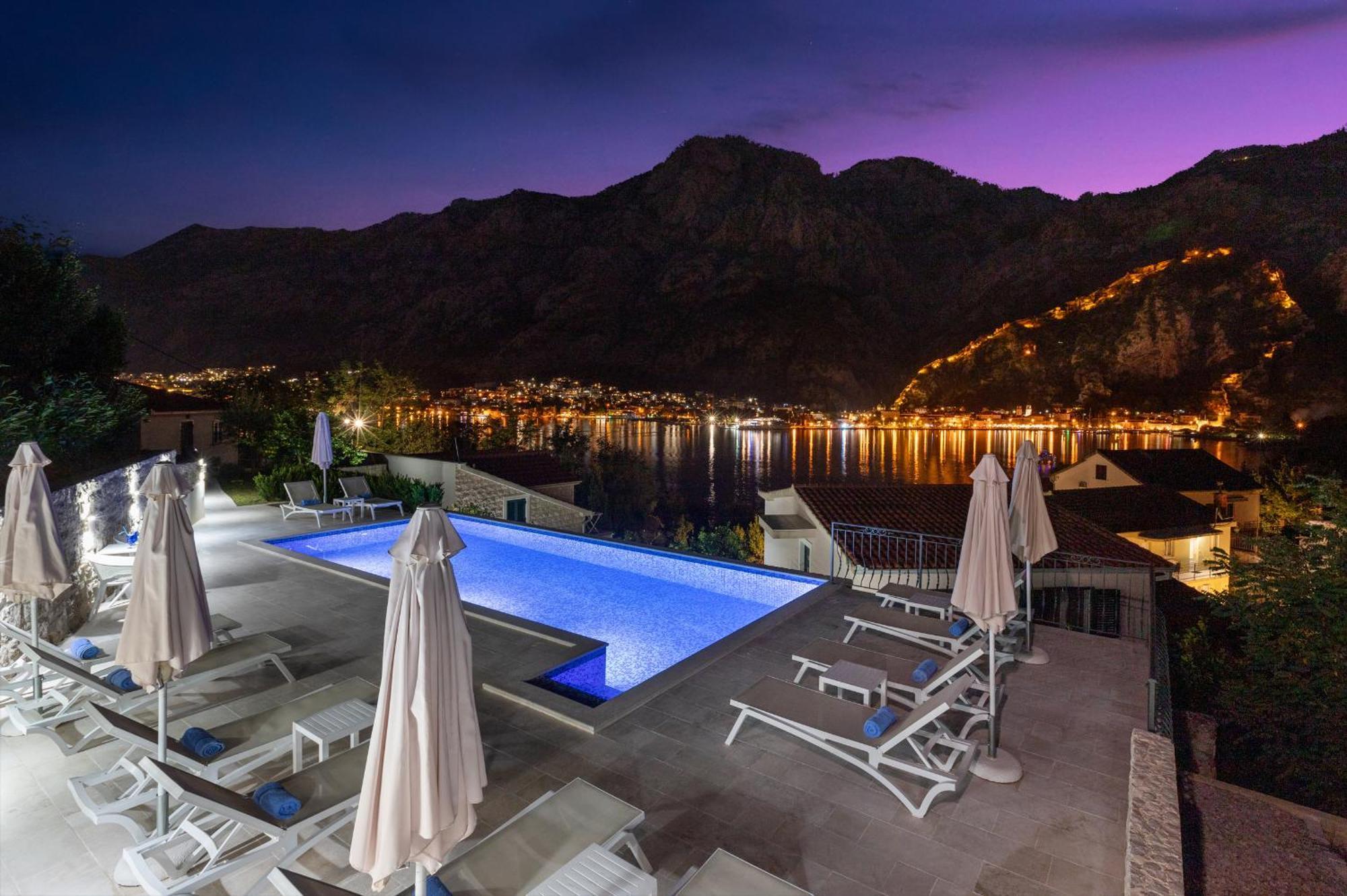 Apartments Doncic Kotor Exterior photo