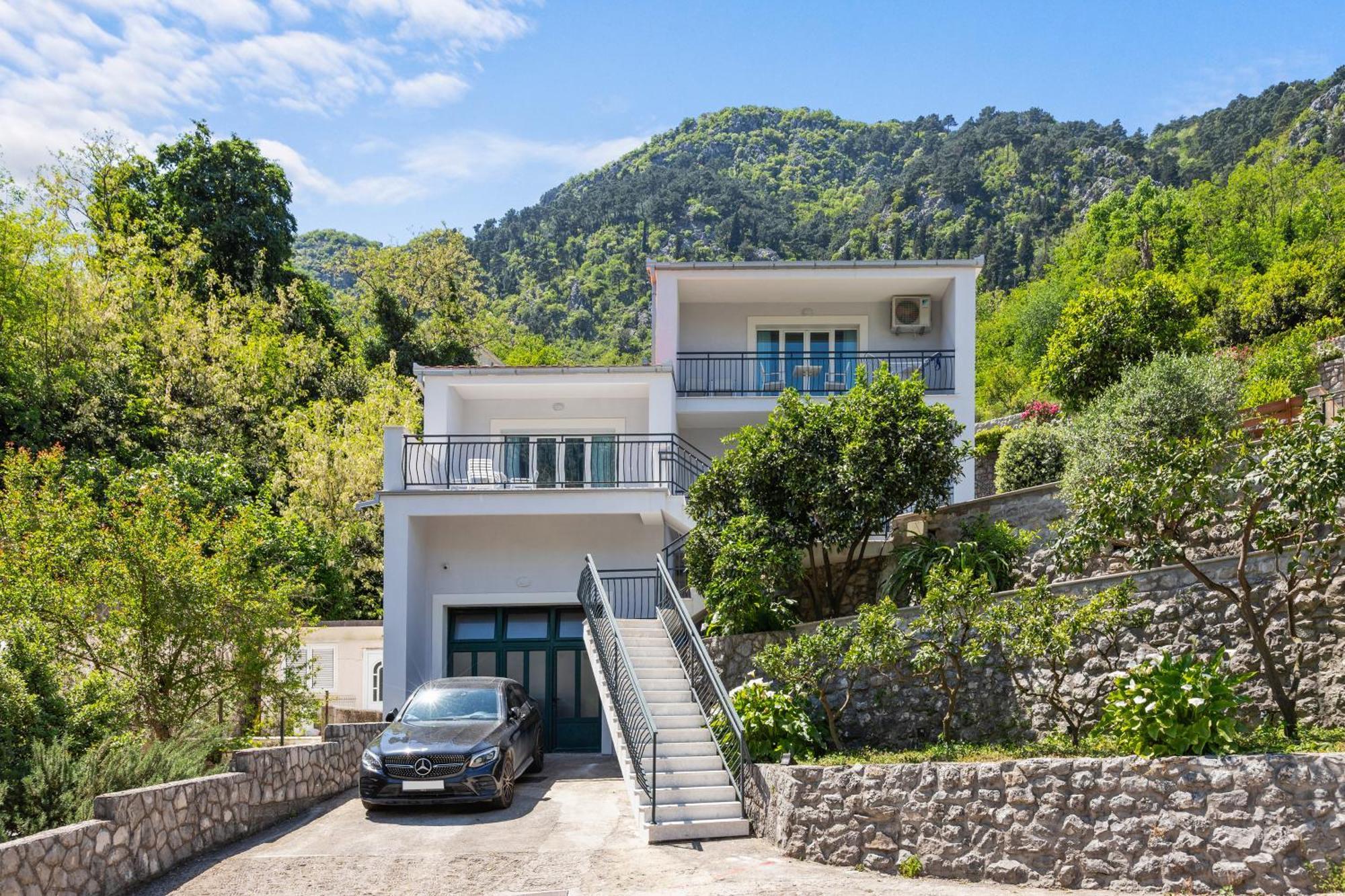 Apartments Doncic Kotor Exterior photo