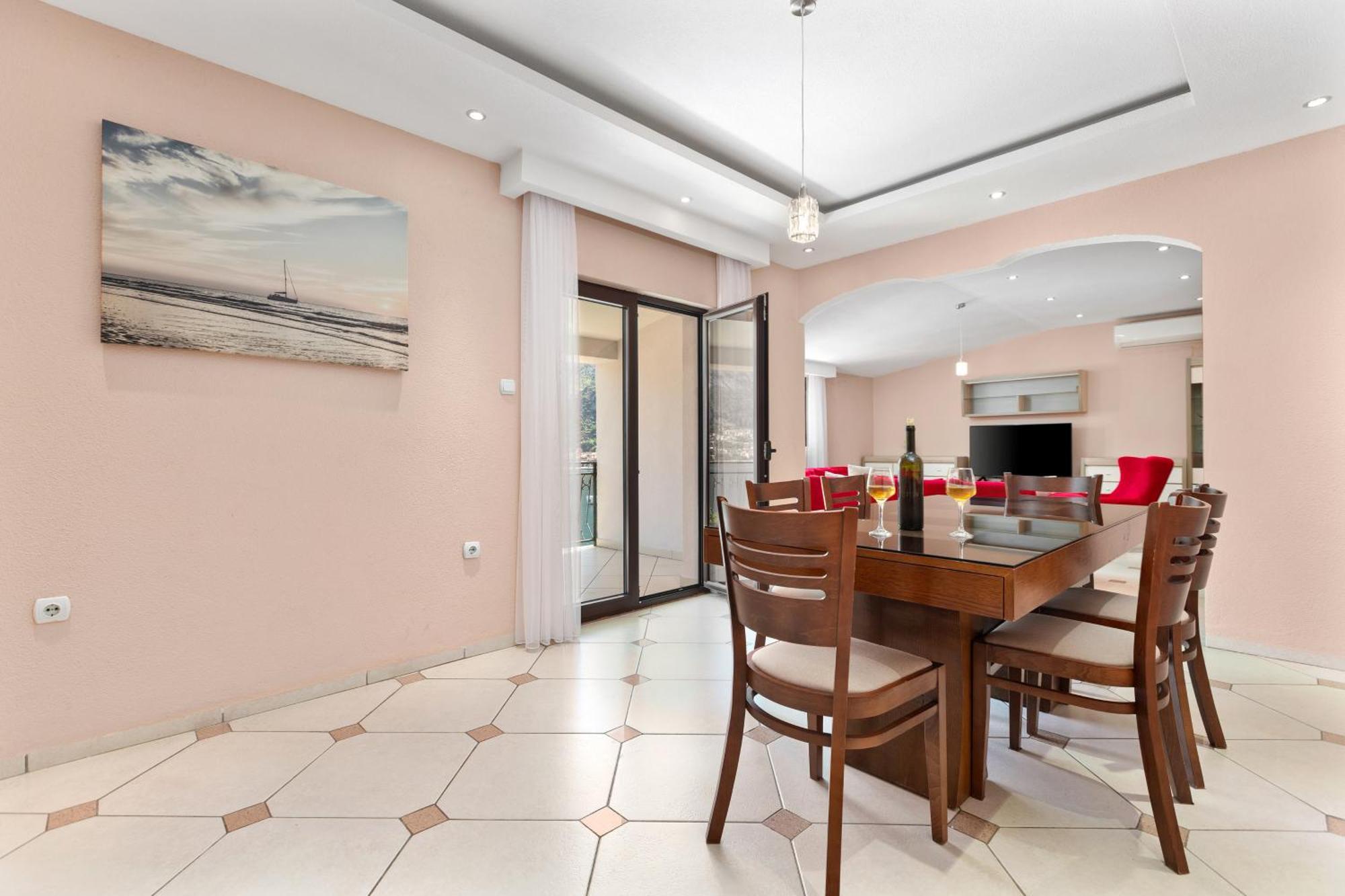 Apartments Doncic Kotor Exterior photo